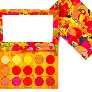 Nomad Cartagena Magica Eyeshadow Palette